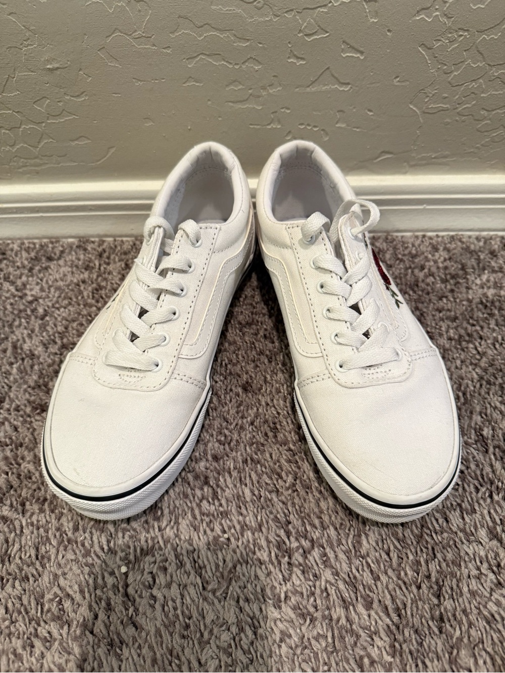 Vans Low-Top White Canvas Sneakers